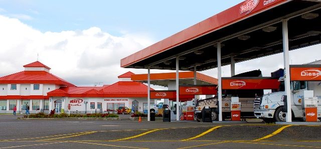 Truck Stops and Travel Plazas (truck rest stops near me in ...
