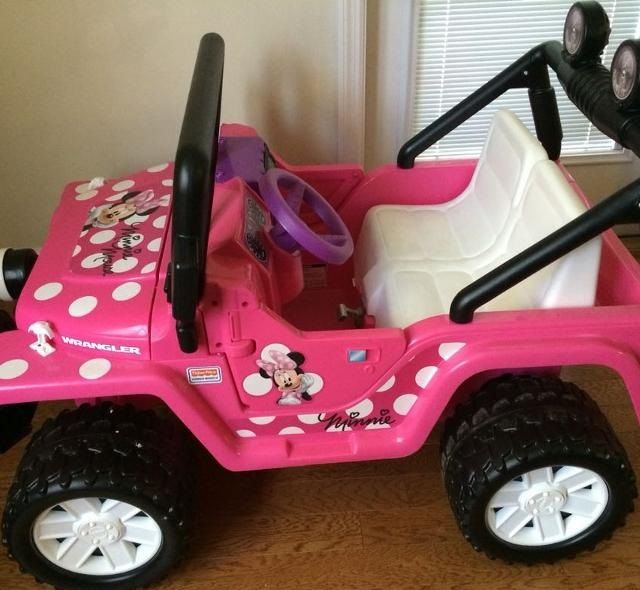 Minnie Mouse Power Wheels Jeep