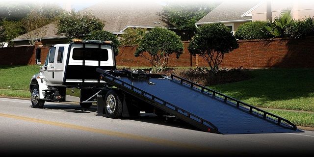 Tow Trucks For Sale in Florida