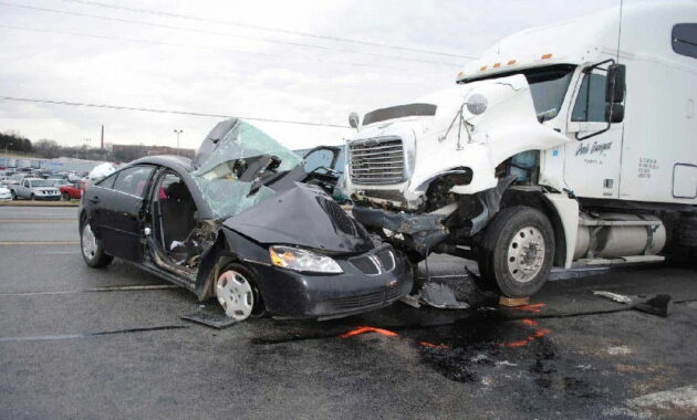 Car Truck Accidents