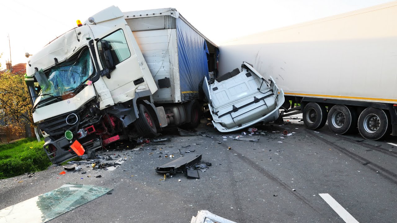 Catastrophic Damage Can Result from Trucking Accidents