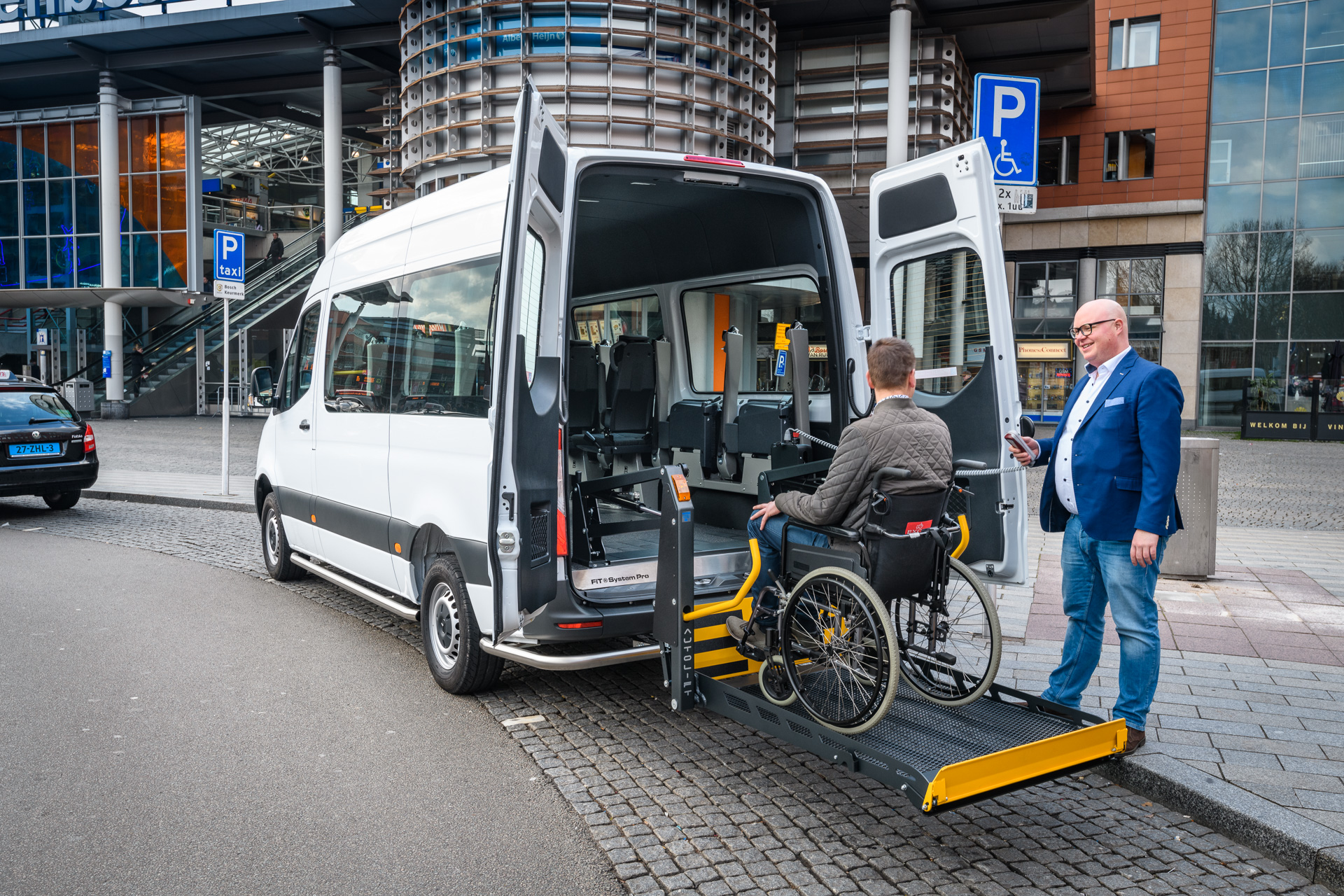 Rear-Entry Wheelchair Vans