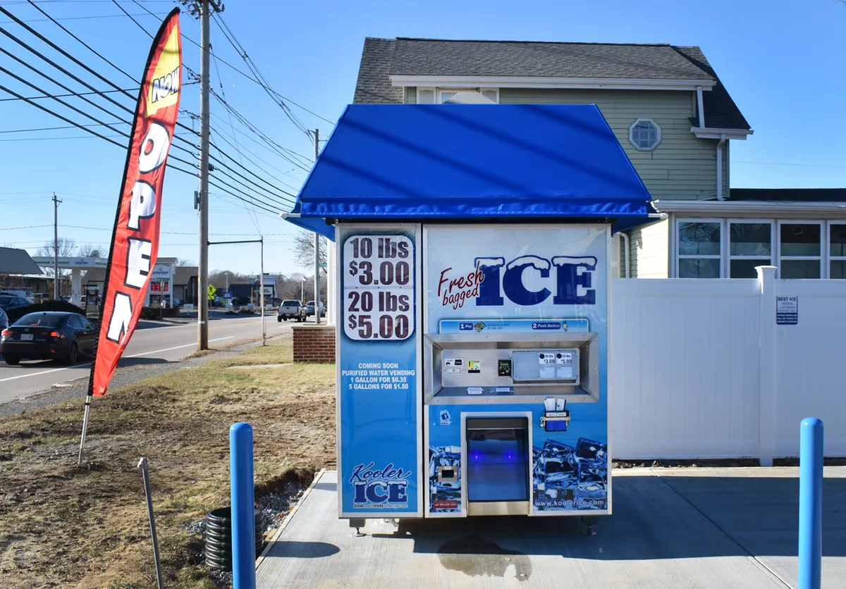 Types of Used Ice Vending Machine for Sale