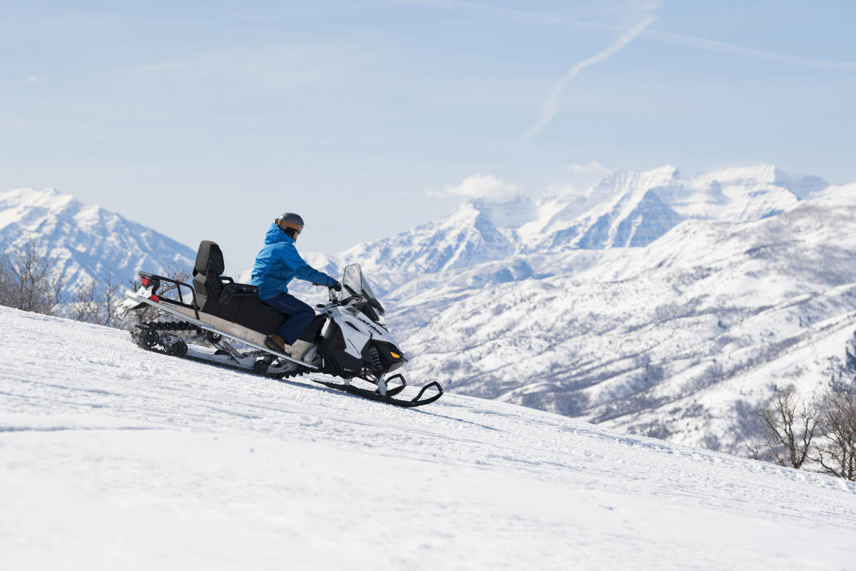 How to Do Experts Appraisal to Determine Snowmobile Used Values