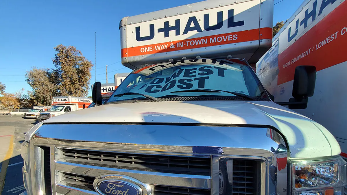 One Way vs One Trip, Which One Worth the Cost to Rent Uhaul?