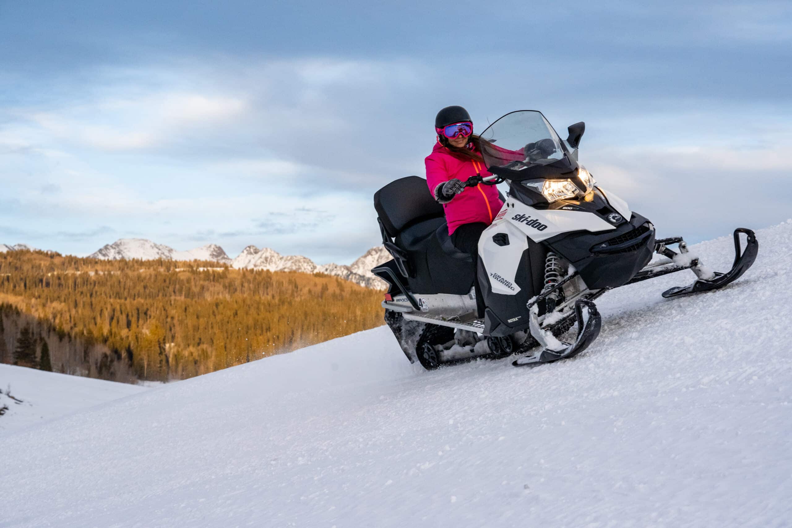 What is Kelley Blue Book Snowmobile Values?