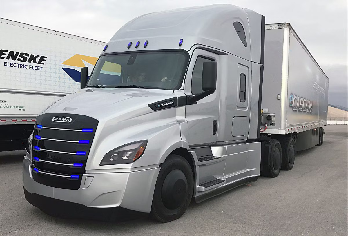 2024 Freightliner Cascadia, A Glimpse into the Future of Trucking